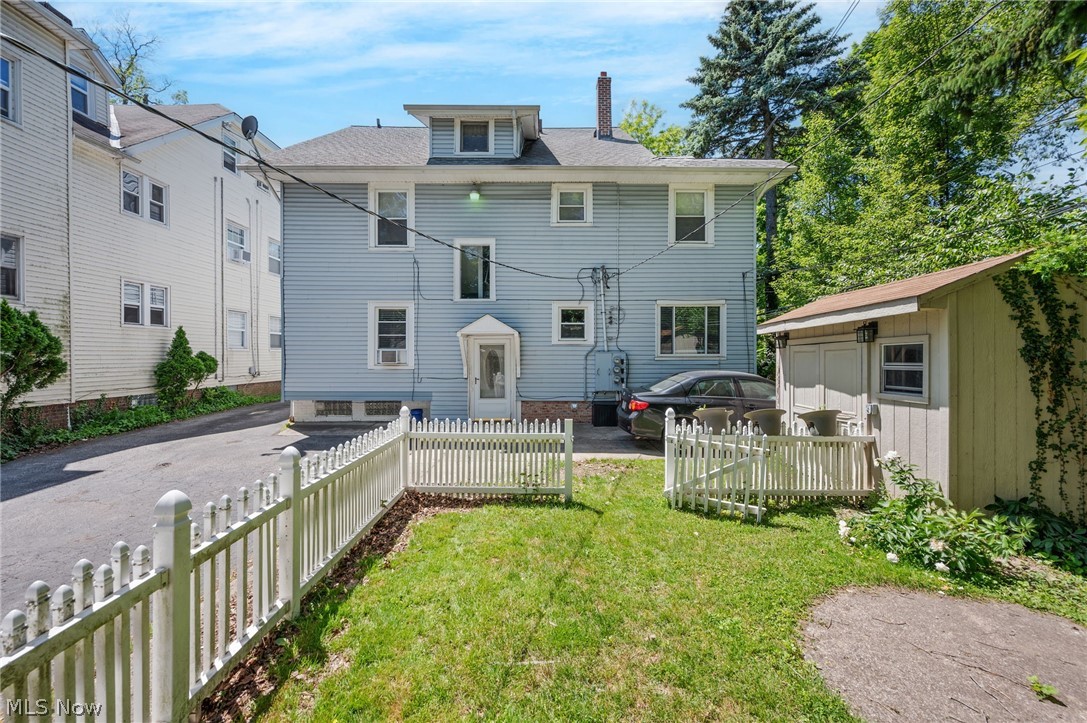 2075 Coventry Road Cleveland Heights OH 44118