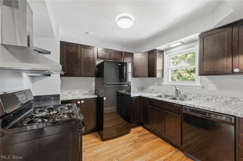 2075 Coventry Road Cleveland Heights OH 44118