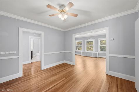 2075 Coventry Road Cleveland Heights OH 44118