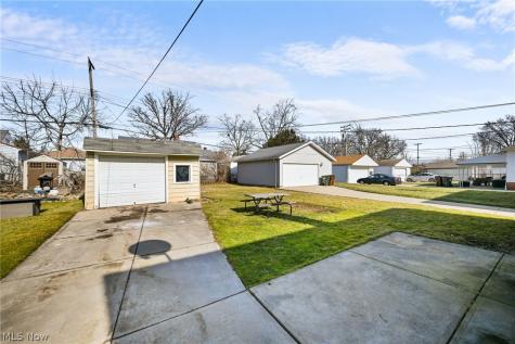 2438 Brookdale Avenue Parma OH 44134