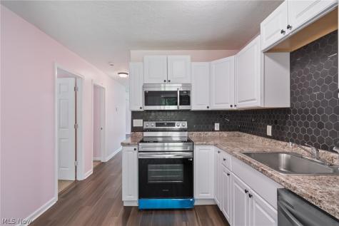 219 N Jefferson Street Medina OH 44256