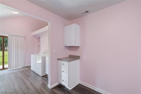 219 N Jefferson Street Medina OH 44256