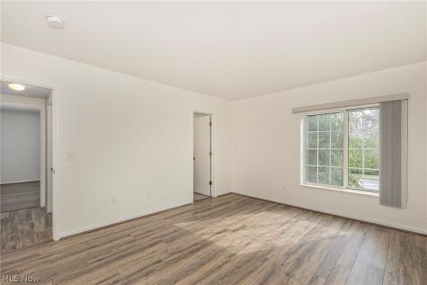 26101 Village Lane Beachwood OH 44122