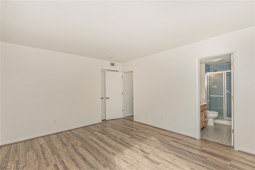 26101 Village Lane Beachwood OH 44122