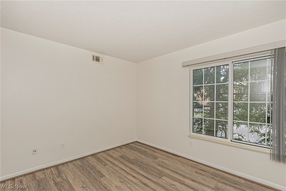 26101 Village Lane Beachwood OH 44122