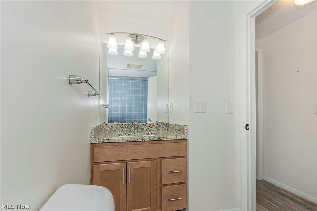 26101 Village Lane Beachwood OH 44122