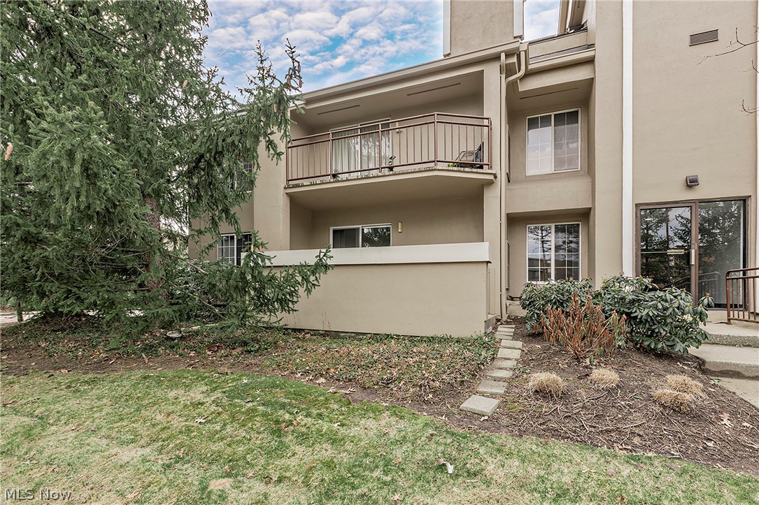 26101 Village Lane Beachwood OH 44122