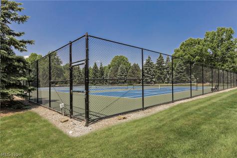 26101 Village Lane Beachwood OH 44122