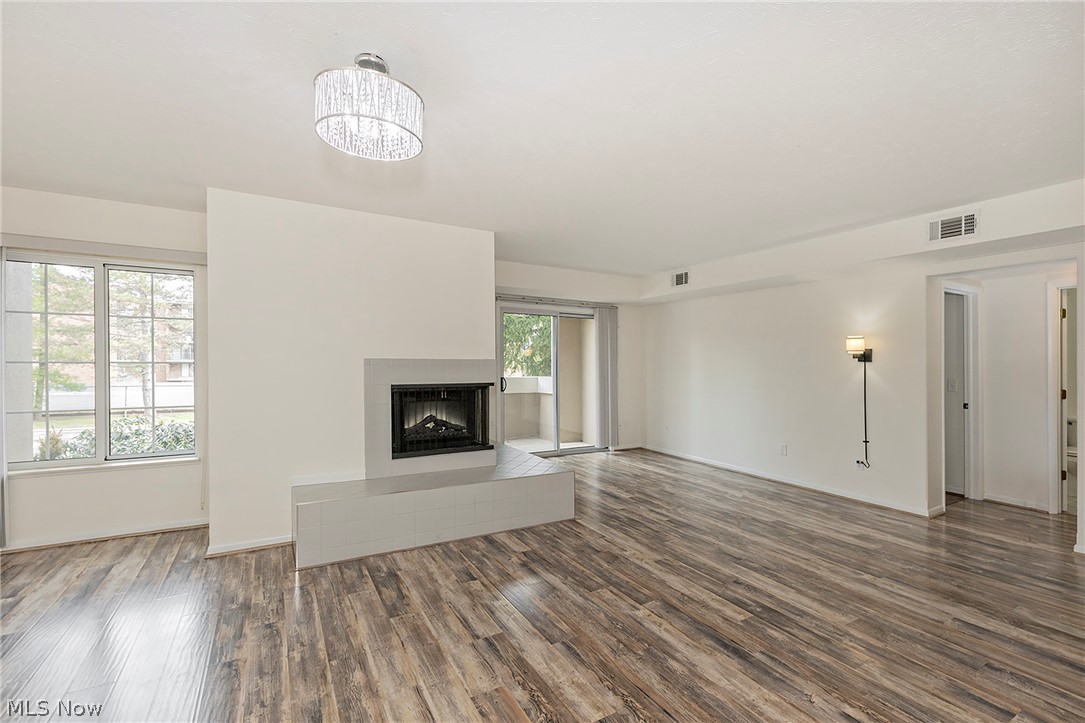 26101 Village Lane Beachwood OH 44122