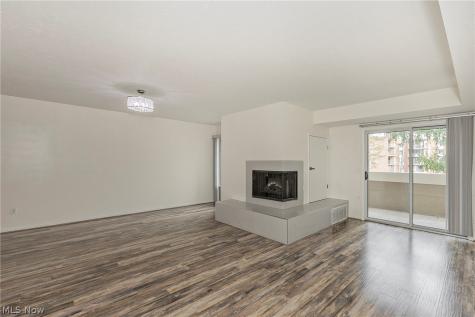 26101 Village Lane Beachwood OH 44122