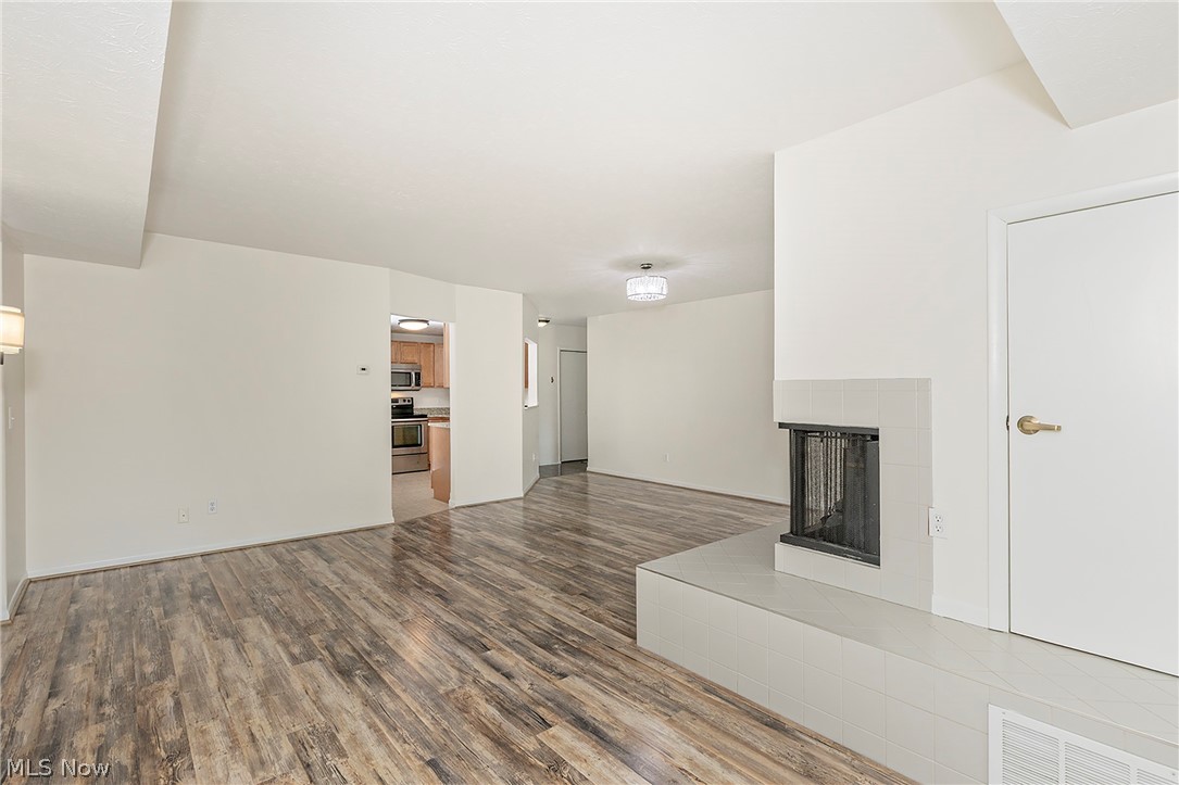 26101 Village Lane Beachwood OH 44122