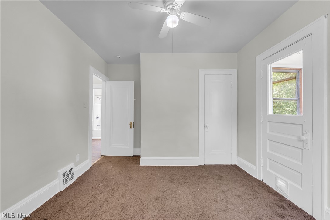 954 E 239th Street Euclid OH 44123