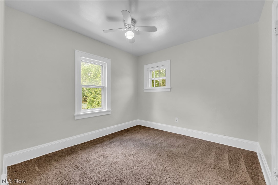 954 E 239th Street Euclid OH 44123