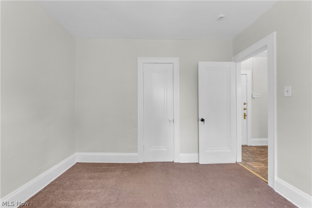 954 E 239th Street Euclid OH 44123