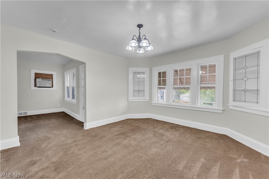 954 E 239th Street Euclid OH 44123