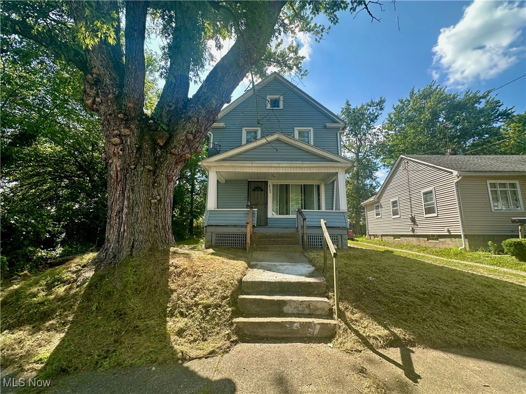 2302 9th Street SW Akron OH 44314