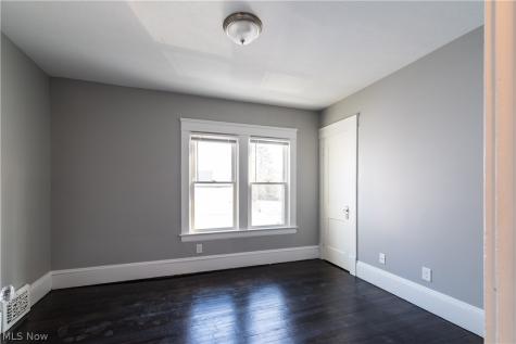 2970 Edgehill Road Cleveland Heights OH 44118