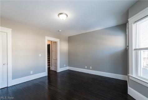 2970 Edgehill Road Cleveland Heights OH 44118
