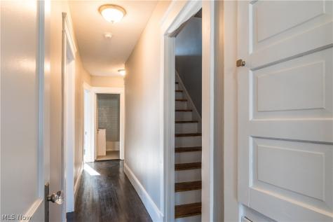 2970 Edgehill Road Cleveland Heights OH 44118