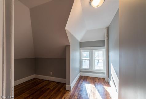 2970 Edgehill Road Cleveland Heights OH 44118