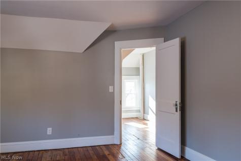 2970 Edgehill Road Cleveland Heights OH 44118