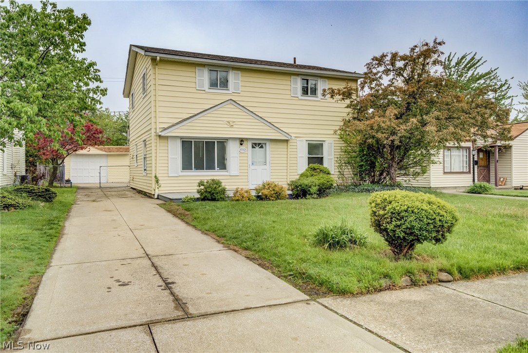 4332 W 156th Street Cleveland OH 44135