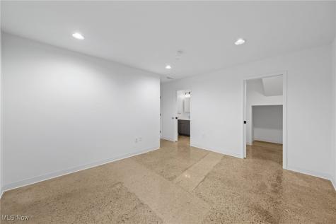 2341 Scranton Avenue Cleveland OH 44113