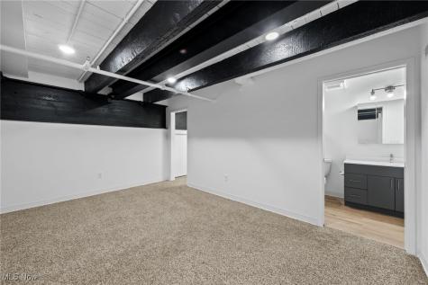 2341 Scranton Avenue Cleveland OH 44113