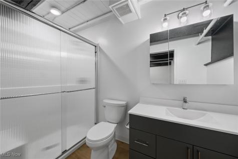 2341 Scranton Avenue Cleveland OH 44113