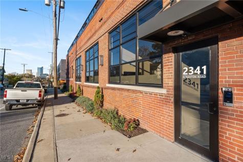 2341 Scranton Avenue Cleveland OH 44113