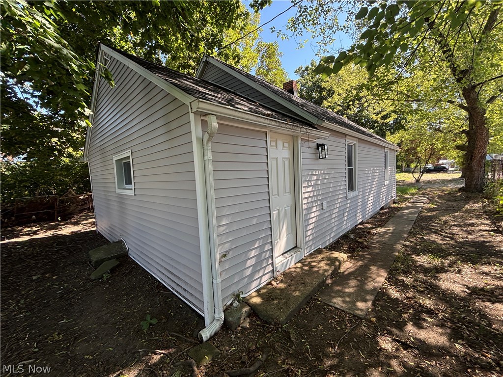 2408 Castle Avenue Cleveland OH 44113
