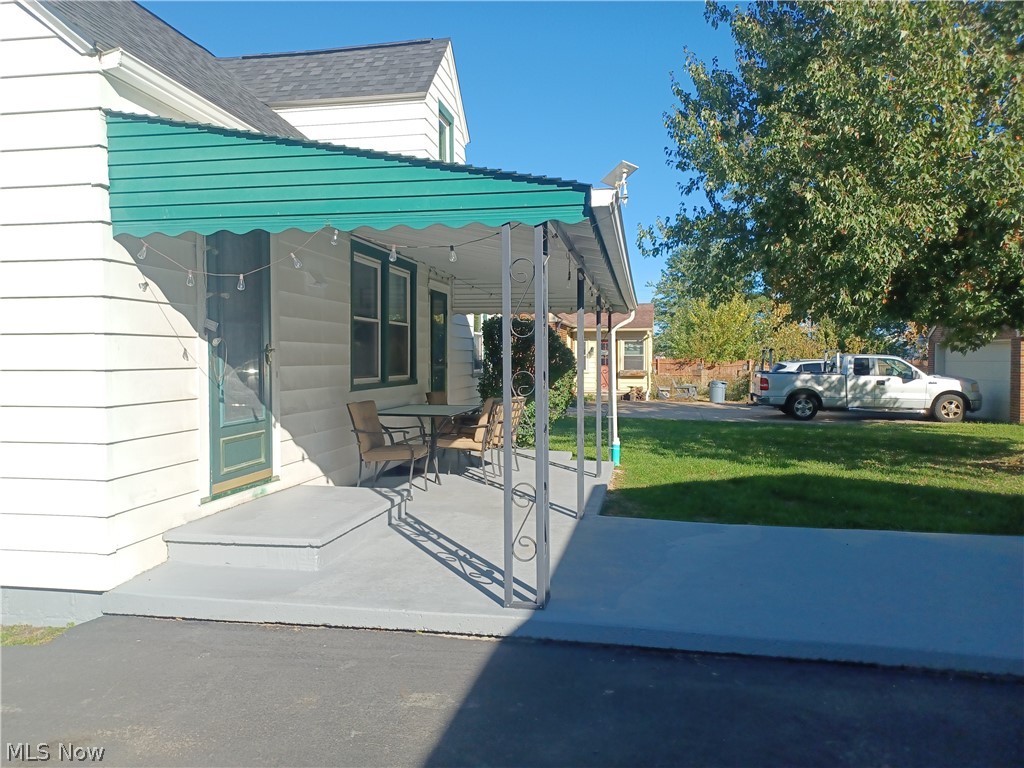 937 Mathews Youngstown OH 44512