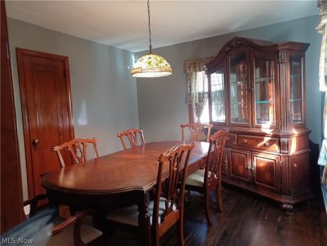 937 Mathews Youngstown OH 44512