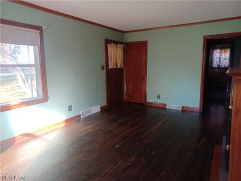937 Mathews Youngstown OH 44512