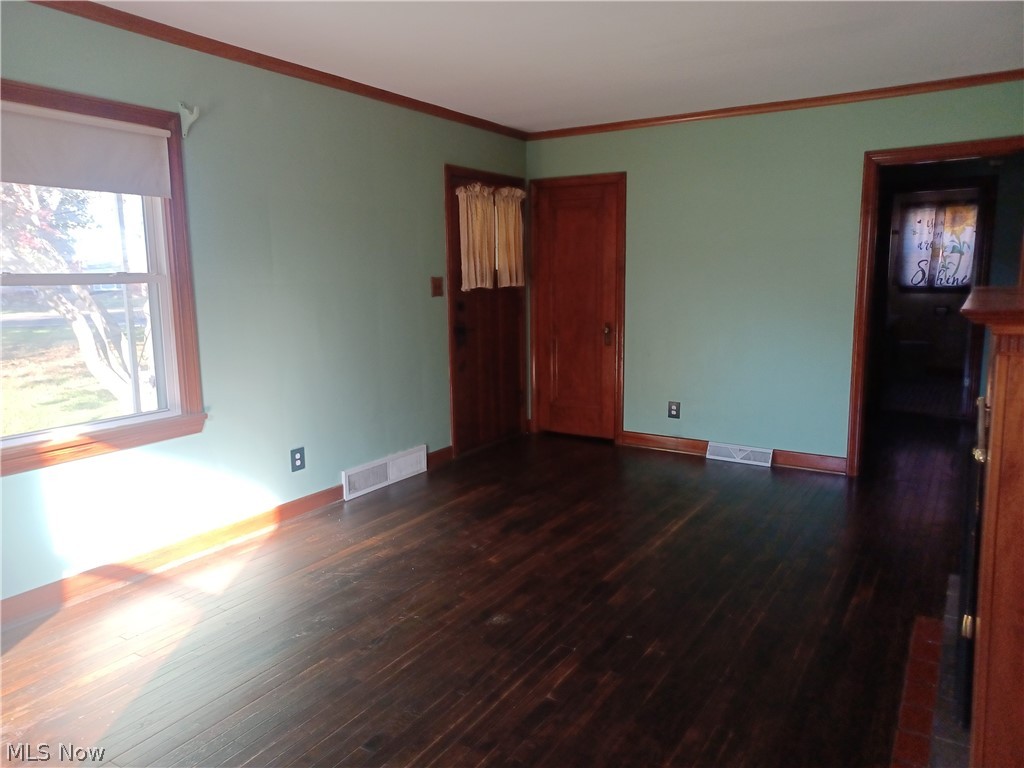 937 Mathews Youngstown OH 44512