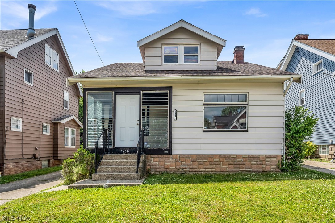5246 Joseph Street Maple Heights OH 44137