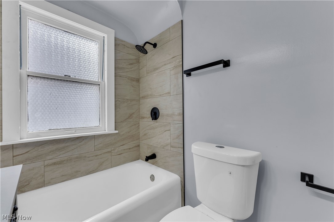 5246 Joseph Street Maple Heights OH 44137