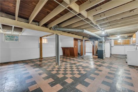 5246 Joseph Street Maple Heights OH 44137
