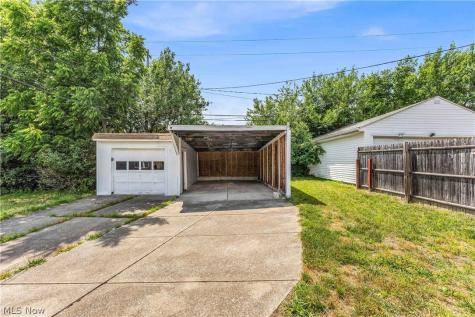 5246 Joseph Street Maple Heights OH 44137