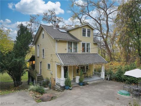 2863 W 11th Street Cleveland OH 44113