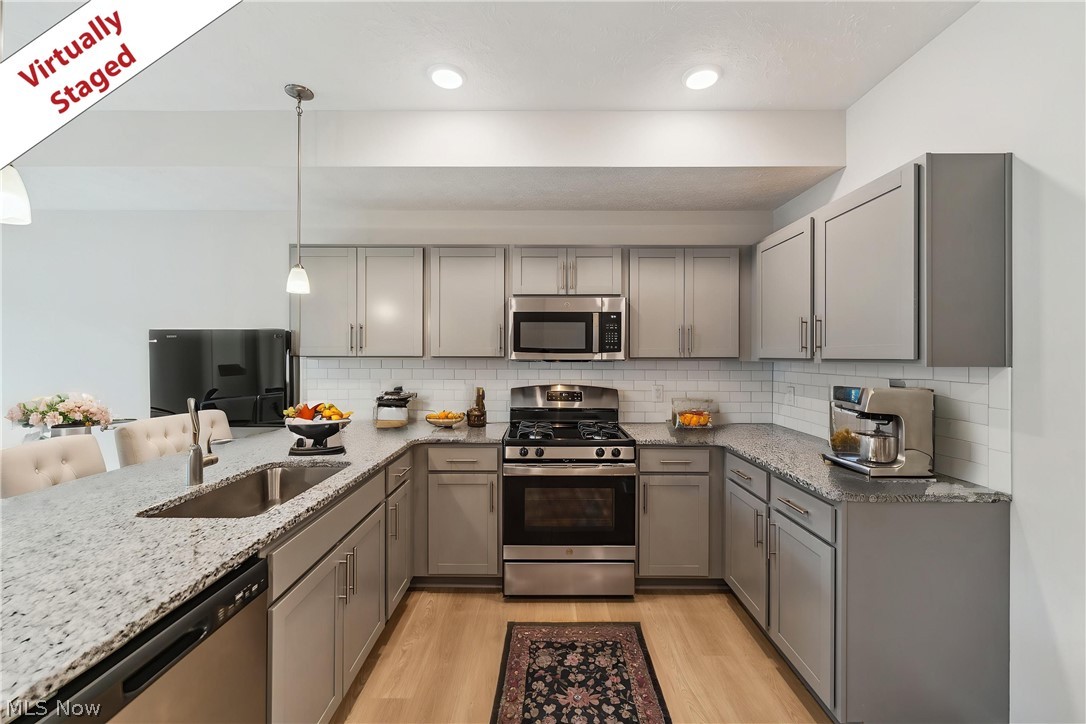 1209 Elowen Way Green OH 44685