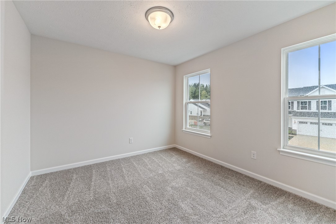 1209 Elowen Way Green OH 44685