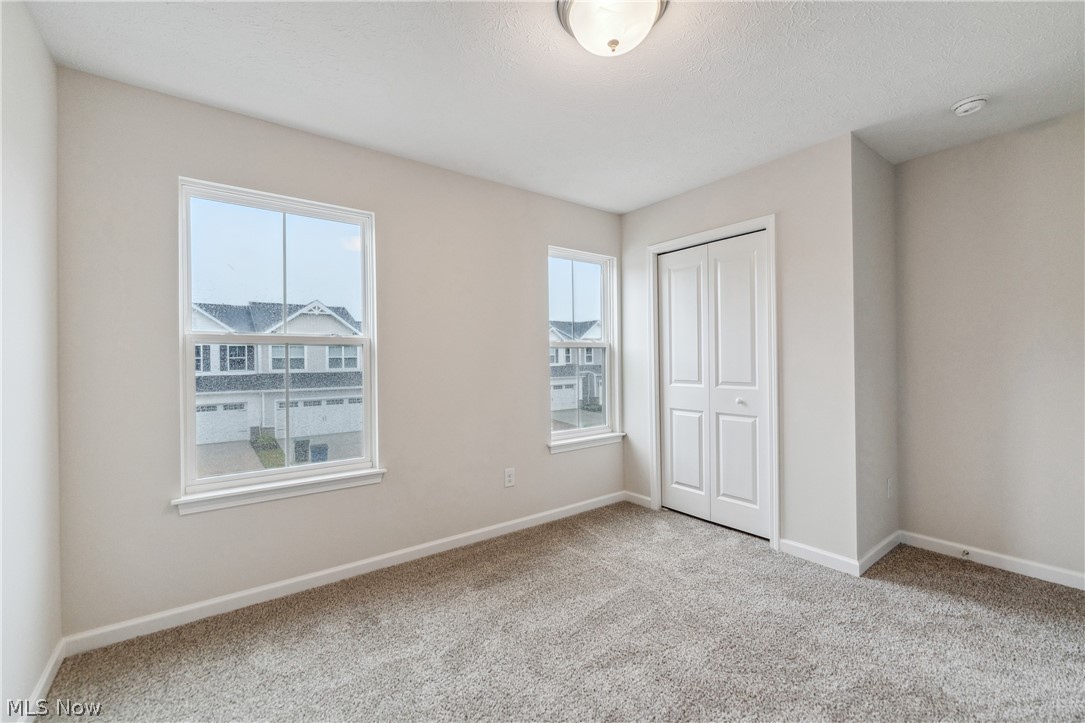 1209 Elowen Way Green OH 44685