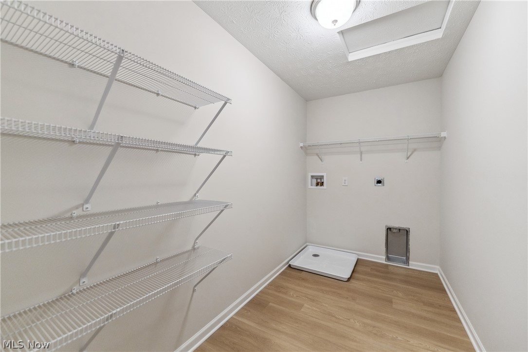 1209 Elowen Way Green OH 44685
