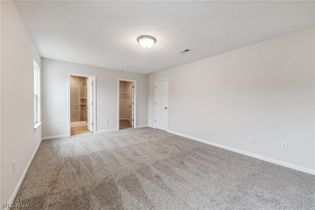 1209 Elowen Way Green OH 44685