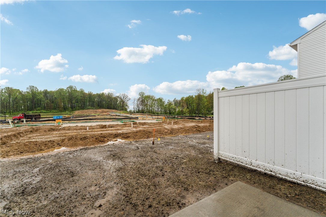 1209 Elowen Way Green OH 44685