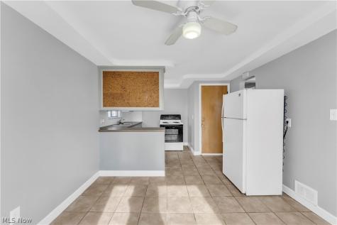 10725 Vernon Avenue Garfield Heights OH 44125