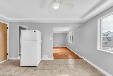 10725 Vernon Avenue Garfield Heights OH 44125
