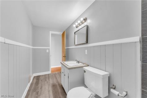 10725 Vernon Avenue Garfield Heights OH 44125