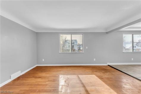 10725 Vernon Avenue Garfield Heights OH 44125